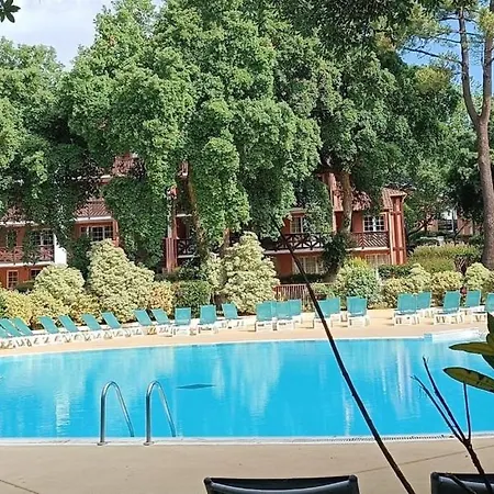 Quiet Renovated Nest With A View Of The Golf